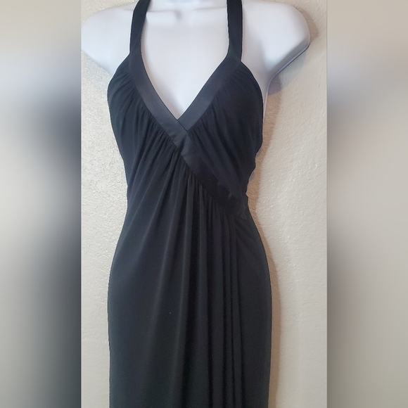 Silk Laundry Shelli Segal LBD Black Halter Open Back Asymetrical Dress Size 6 - Picture 2 of 9